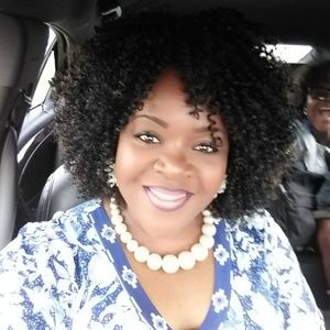 Meet your Posher, Crystal